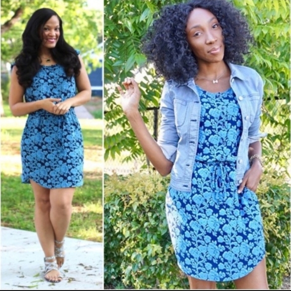 CAbi | Dresses | Cabi Java Draw String Dress Blue Floral Print Xs ...